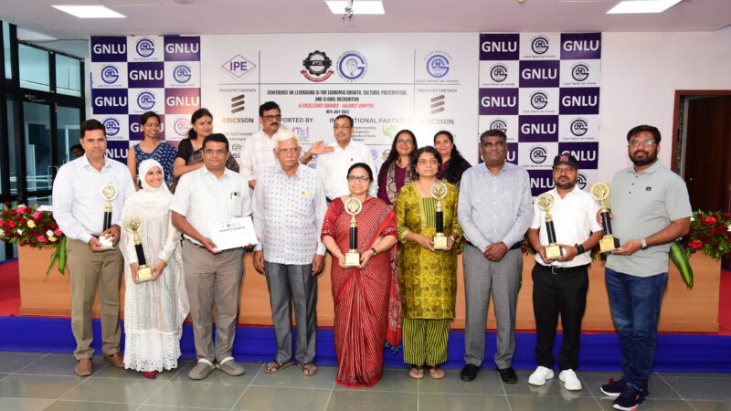 “जीआई एक्सीलेंस अवॉर्ड्स – गुजरात चैप्टर का आयोजन IPTSE और GNLU द्वारा पारंपरिक ज्ञान और वैश्विक पहचान को बढ़ावा देने पर रहा फोकस