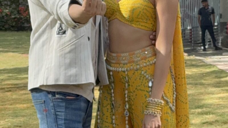 अहमदाबाद में मोहब्बत का जश्न, ‘तू मेरी मैं तेरा, मैं तेरा तू मेरी’ के मूड में दिखे कार्तिक–अनन्या