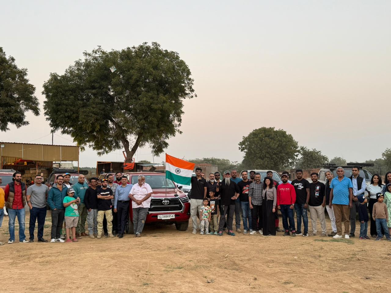 कच्छ के रण में रचा जाएगा इतिहास: भारत में पहली बार 50 टोयोटा हाइलक्स गाड़ियों का विशाल काफिला ‘रोड टू हेवन’ पर भरेगा हुंकार