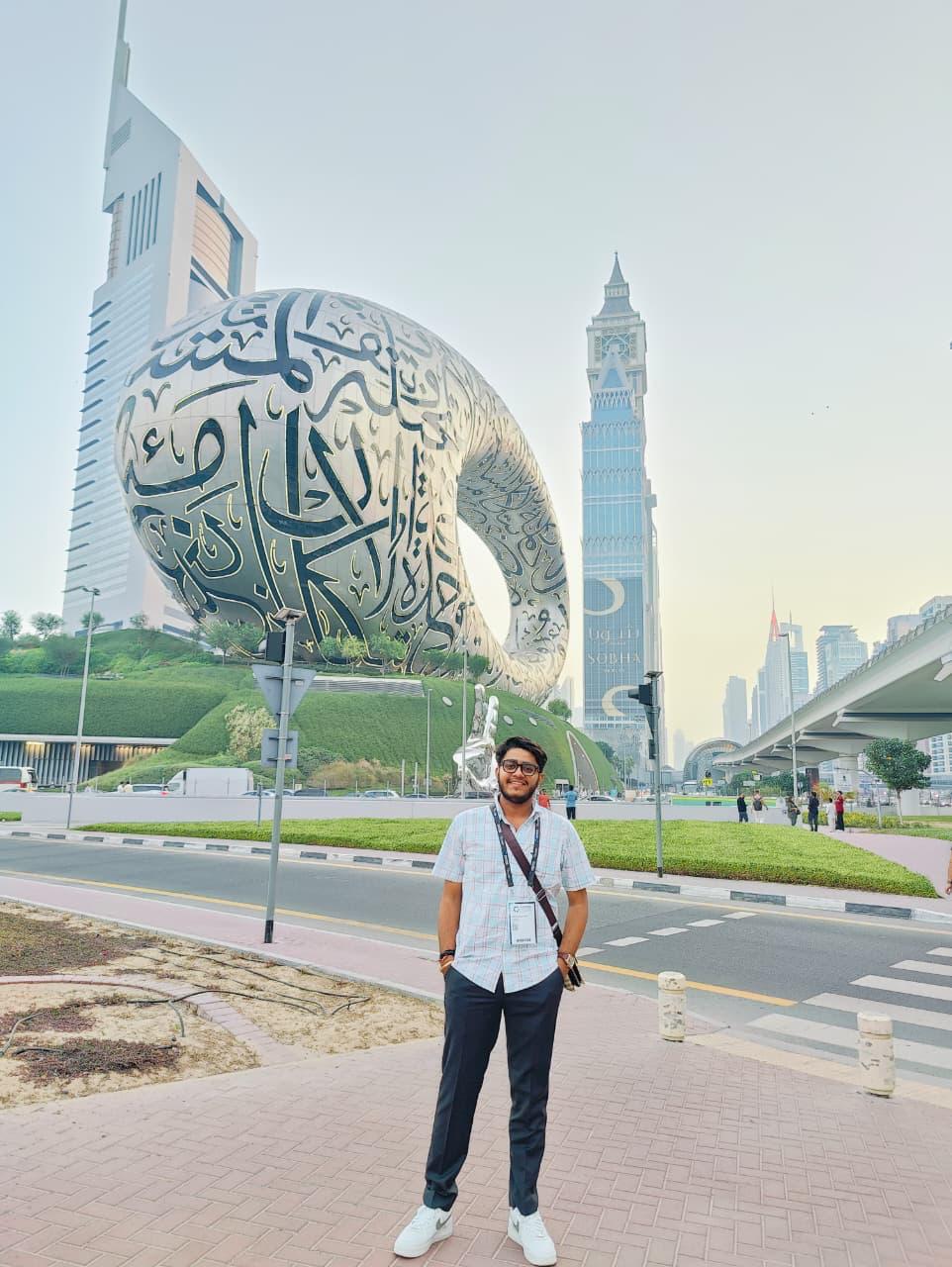 गुजराती सिनेमा में 19 वर्षीय युवा निर्माता दक्ष ए. वासु की धमाकेदार एंट्री, ‘द्वान प्रोडक्शन’ की नई फिल्म की शूटिंग शुरू