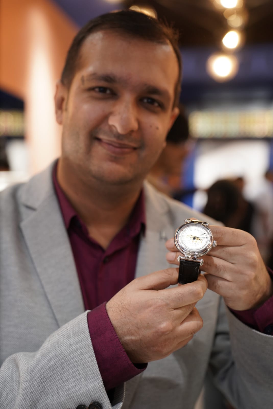 वीआर मॉल में खुला गौरव मेहता का सूरत का पहला स्टोर